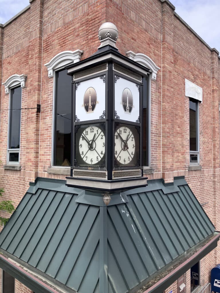 Bracket Clock in Angola, IN - clock repair