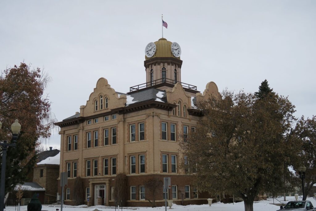 Fergus-County-Courthouse-Clock-Tower-restoration completed
